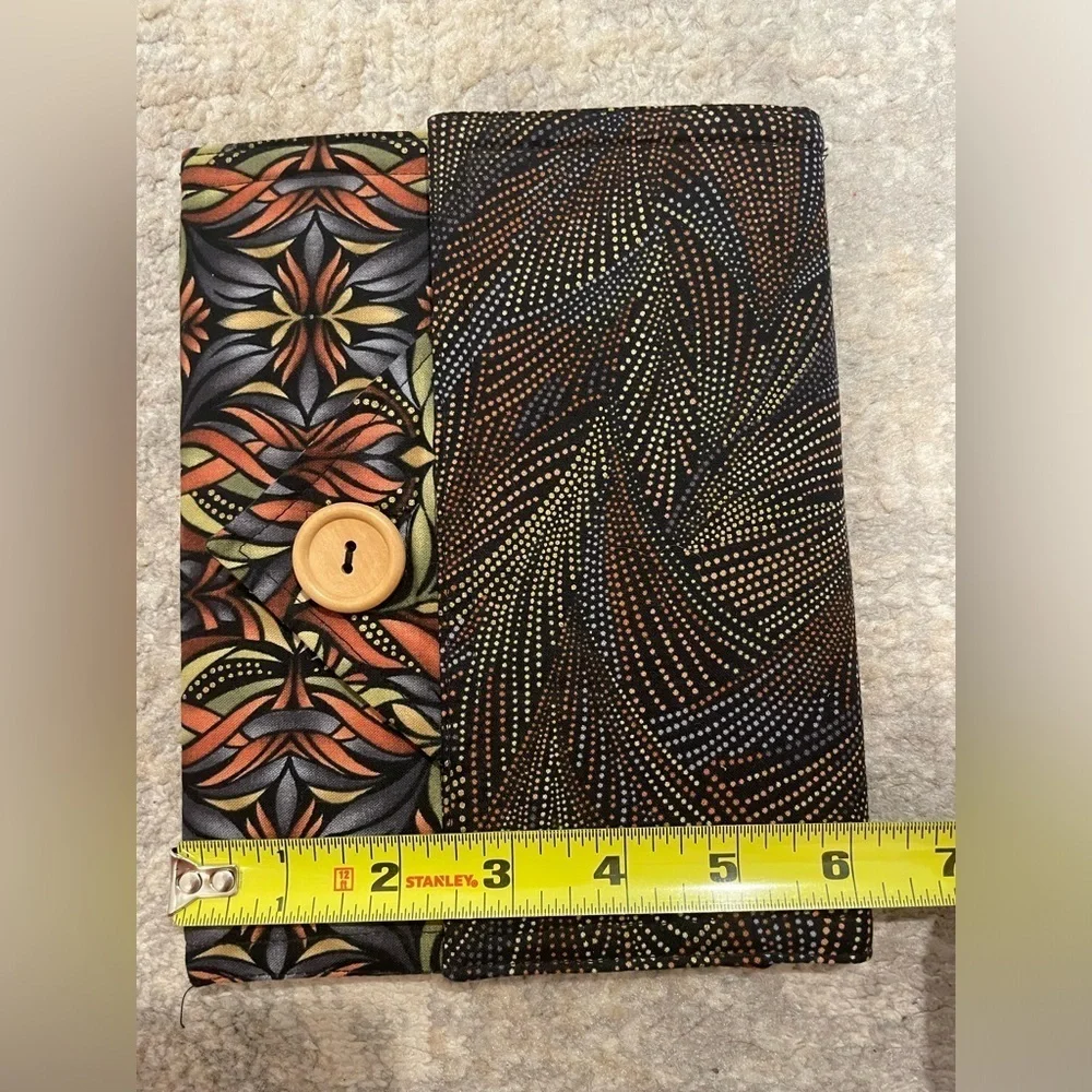Kindle, IPad or Screen Holder, Velcro Closer, Inside Pocket Travel